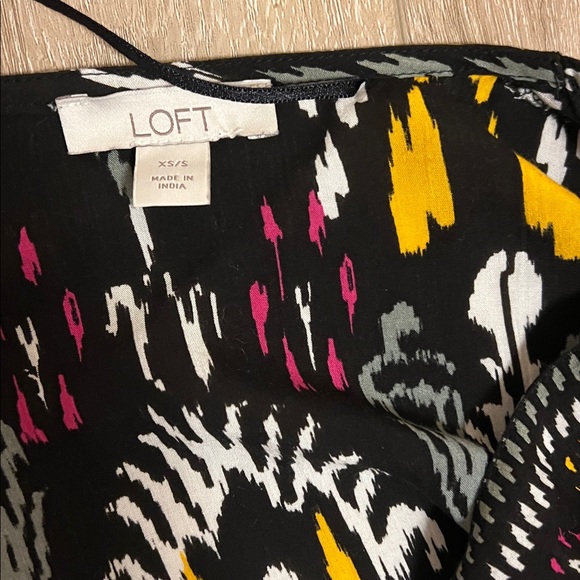 LOFT Black and Yellow coverup - Picture 2 of 3